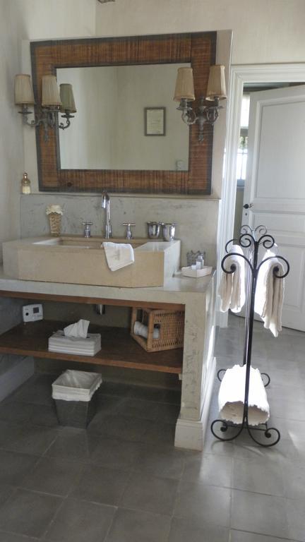 Les Volets Bleus Bed & Breakfast Arcangues Eksteriør bilde