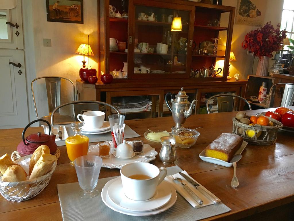 Les Volets Bleus Bed & Breakfast Arcangues Eksteriør bilde