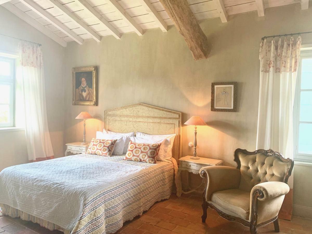 Les Volets Bleus Bed & Breakfast Arcangues Eksteriør bilde